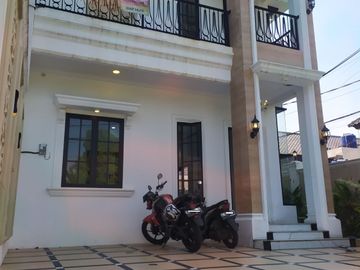 598. Dijual Rumah Mewah 2 Lantai M. Kahfi 1 Jakarta Selatan Dekat Tol Brigif Andara & TB Simatupang