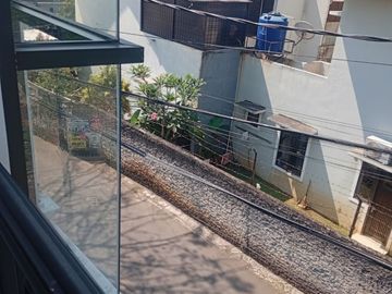 598. Dijual Rumah Mewah 2 Lantai M. Kahfi 1 Jakarta Selatan Dekat Tol Brigif Andara & TB Simatupang