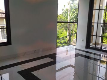 598. Dijual Rumah Mewah 2 Lantai M. Kahfi 1 Jakarta Selatan Dekat Tol Brigif Andara & TB Simatupang