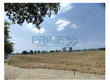 Premium Lot in Clark