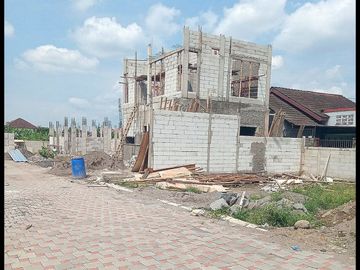 Rumah Sleman di Jl. Kaliurang Timur Dekat Pasar Kolombo
