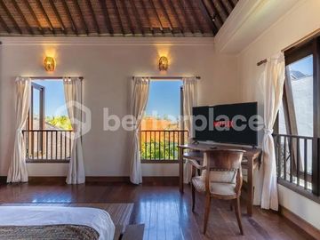 Spacious Two Bedroom Villa for Freehold in Bumbak, Umalas