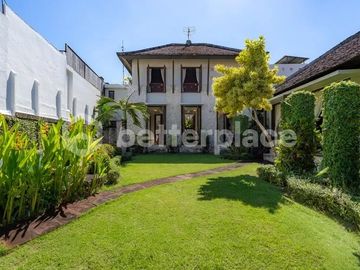 Spacious Two Bedroom Villa for Freehold in Bumbak, Umalas