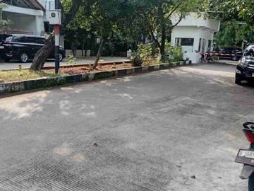 Jual cepat rumah cluster jalan utama lebar 8 di kelapa gading jakut
