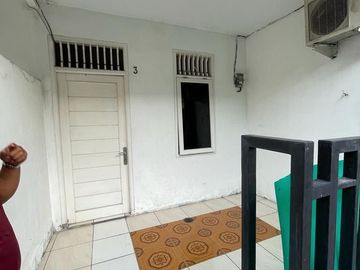Dijual murah rumah kos-kosan di Sari Bumi Indah, Binong, Curug Tangerang