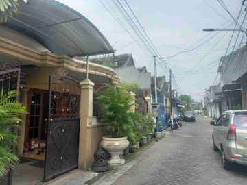 Dijual via lelang RUMAH KARANG ASEM 15 No. 55 ,Kel. Ploso kec. Tambaksari SURABAYA,