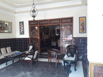 Rumah + 4 Ruko di Pusat Kota Jogja? Investasi paling prospektif tahun ini! 📈🔥