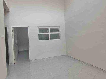 Dijual Cepat Rumah Full Renov Murah di Grand Semanggi Rungkut