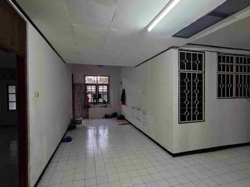 Rumah Strategis Siap Huni di Jalan Kresna Raya Bantarjati Bogor
