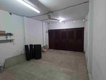 Rumah Strategis Siap Huni di Jalan Kresna Raya Bantarjati Bogor