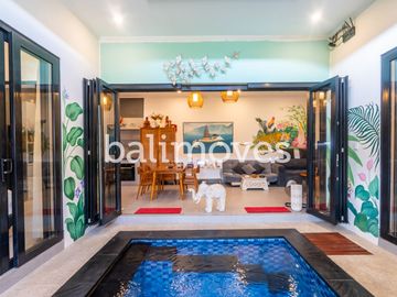 Vila Dua Kamar Tidur yang Indah di Tepi Pantai Sanur