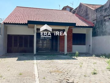 RUMAH DISEWA DI SOLO DEKAT SINGOSAREN PLAZA
