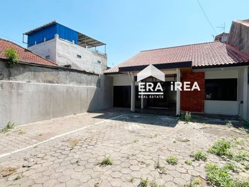 RUMAH DISEWA DI SOLO DEKAT SINGOSAREN PLAZA