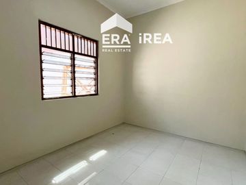 RUMAH DISEWA DI SOLO DEKAT SINGOSAREN PLAZA