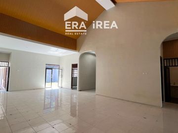 RUMAH DISEWA DI SOLO DEKAT SINGOSAREN PLAZA