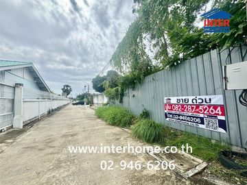 Vacant land, 63.4 sq.wah. Located on Suk Sawat 102 Soi (Rom Yen Niwet Soi), Suk Sawat 102 Road, Phra Samut Chedi, Samut Prakan.