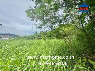 Vacant land, 63.4 sq.wah. Located on Suk Sawat 102 Soi (Rom Yen Niwet Soi), Suk Sawat 102 Road, Phra Samut Chedi, Samut Prakan.