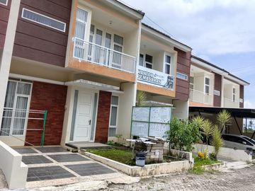 Villa Premium Batu Dekat Tempat Wisata, Potensi Sewa Harian Sangat Tinggi