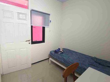 Dijual kost bangunan baru dekat kampus