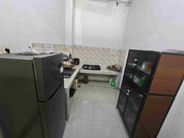 Dijual kost bangunan baru dekat kampus
