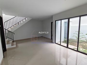 Rumah 2 Lantai Royal Vasa Residence Batam Centre