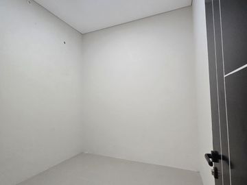 Dijual Cepat Rumah Bagus Siap Huni Lokasi Super Strategis di Bumi Puspitek Asri (Nempel Bsd)