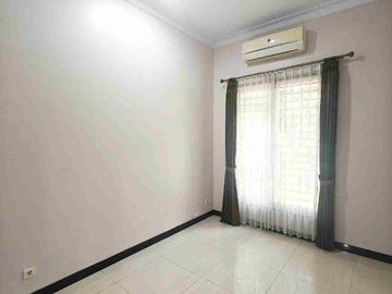RUMAH SIAP HUNI, TERAWAT & RAPIH SAPPHIRE, PHG GADING SERPONG BY SUMMARECON