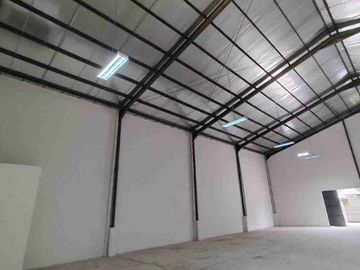disewakan gudang siap pakai pergudangan alam sutera kota Tangerang