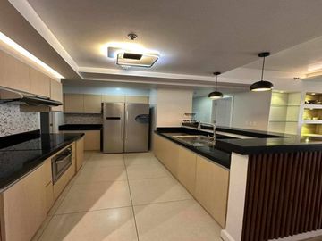 Fully Furnished 3BR Unit with Balcony in Escala Salcedo