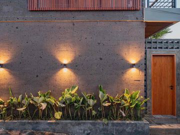 Dijual Modern Kontemporer Villa Mewah Termurah Di Cepaka Munggu

*Kolam super besar 3x12 meter*