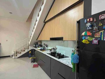 Jual Rumah Taman Kopo Indah 5