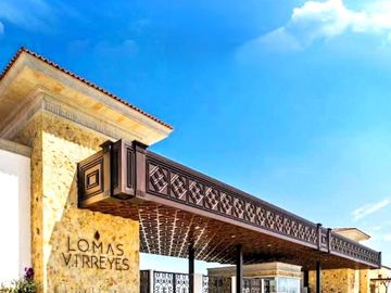 Casa en Venta en Fraccionamiento Lomas Virreyes en Calimaya, Estado de México.