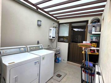Casa en Venta en Fraccionamiento Lomas Virreyes en Calimaya, Estado de México.