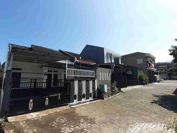 MURAH PISAN RUMAH SIAP HUNI CLUSTER UJUNGBERUNG KOTA BANDUNG