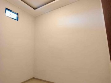 Dijual rumah baru gress medokan sawah timur