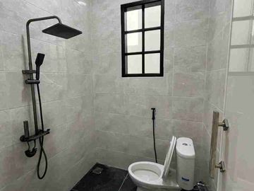Rumah American Clasic di Condet Kramatjati Jakarta Timur