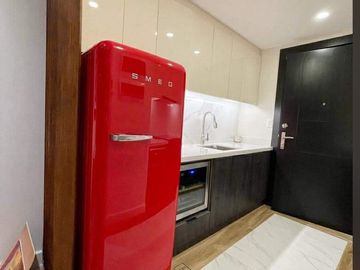 Renovated & Interior-Designed 1BR for Sale | Uptown Parksuites, BGC