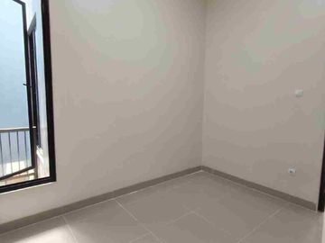 Dijual Rumah 2 Lantai di Alam Sutera Serpong