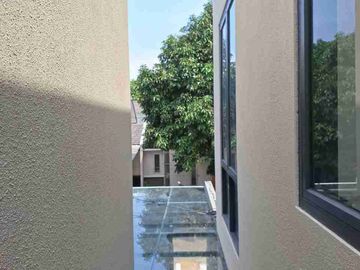 Dijual rumah baru di Cluster Green Park Serpong Garden 1 GL116