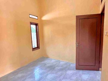 DIJUAL – Rumah Renovasi Siap Huni Halaman Luas di Serang 🏡✨