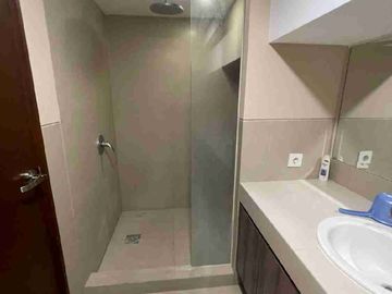 FOR RENT / SEWA Apart Mewah Full Interior by Design BIZLOFT Integrasi Dengan Supermall. Lippo Karawaci