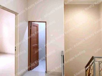 Rumah Asri 2 lantai di Tanah Baru, Beiji, Depok