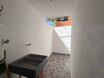 Departamento de 2 recamaras en una excelente zona, Santa Clara, Puebla.