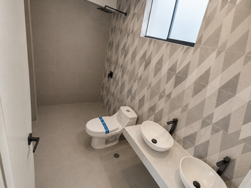 DÚPLEX DE 160 m² EN VENTA – CERCA AL CLUB INTERNACIONAL Y NUEVA PALOMINO
