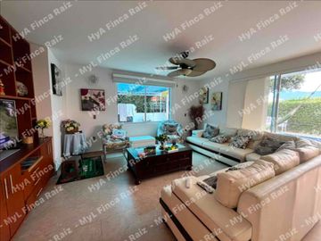 Venta de casa en condominio cerrado en Anapoima