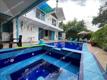 Venta de casa en condominio cerrado en Anapoima