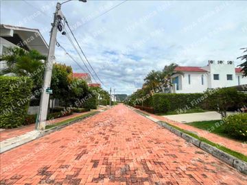 Venta de casa en condominio cerrado en Anapoima