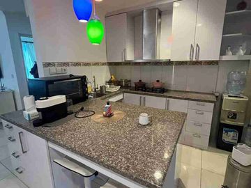 Di jual n sewakan apartemen Gading Resort fulnish  luas 105m lt 3 kelapa gading