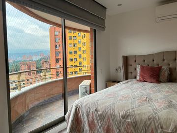 Apartamento en arriendo en El Campestre. El Poblado