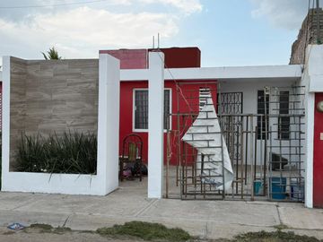 CASA  1 NIVEL 2 RECAMARAS